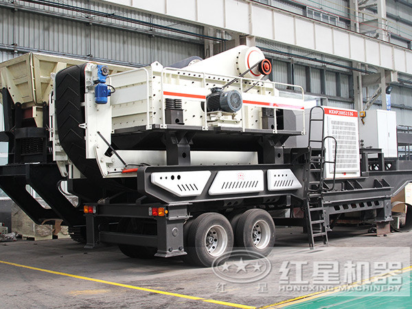 車載式流動(dòng)軋石機(jī) 車載式流動(dòng)軋石機(jī)