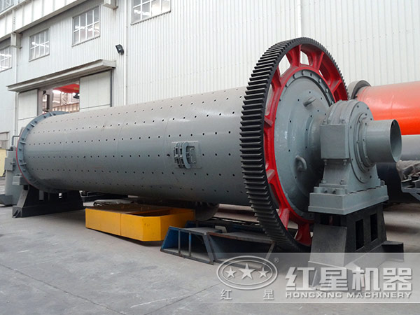 球磨機(jī)實(shí)拍 球磨機(jī)實(shí)拍