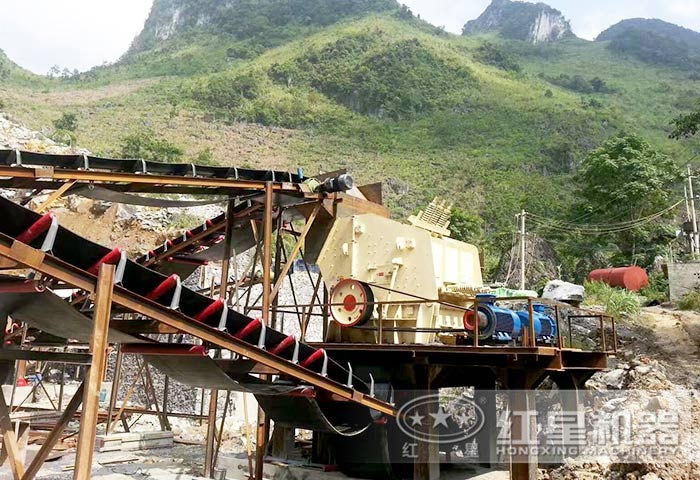 江西時產(chǎn)100噸反擊式混凝土粉碎機 江西時產(chǎn)100噸反擊式混凝土粉碎機