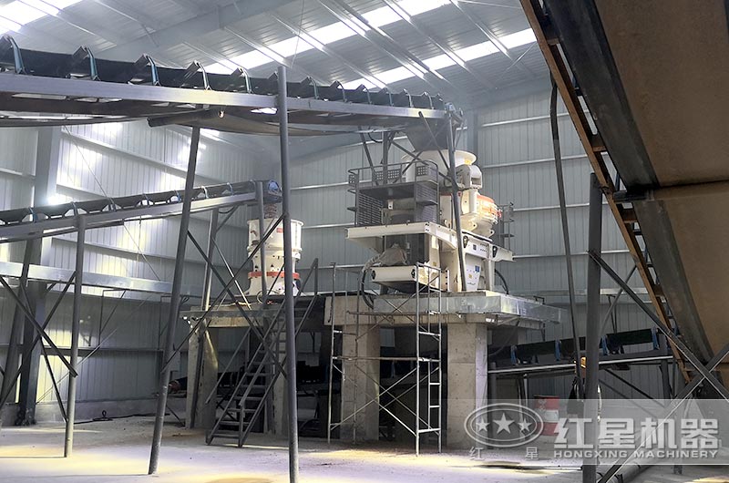 時(shí)產(chǎn)200噸花崗巖砂石生產(chǎn)線，符合環(huán)保標(biāo)準(zhǔn)