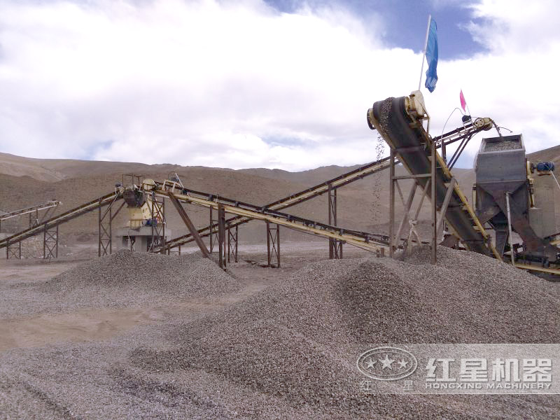 PF1007反擊式破碎機現(xiàn)場，出料粒形好