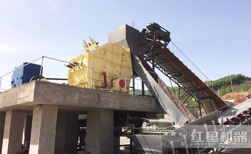 想買一臺破碎礦石的1315反擊破，多少錢？廠家給送貨嗎？