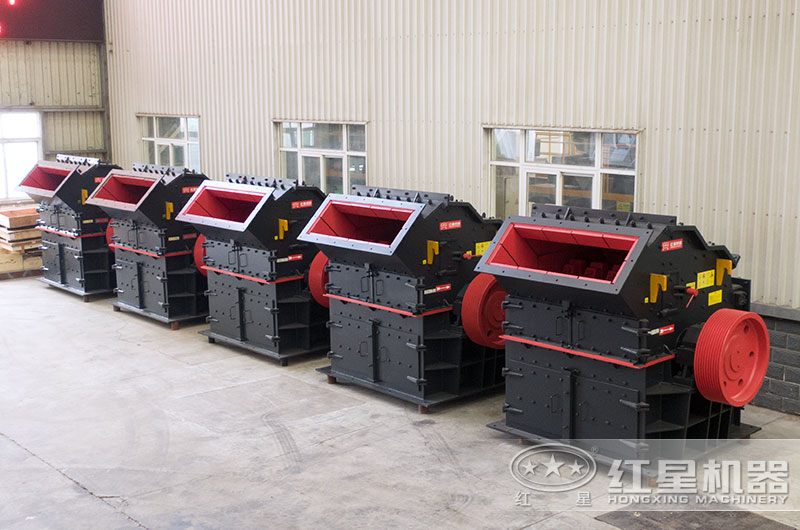 時(shí)產(chǎn)30噸的青石制砂機(jī)有哪些？多少錢一臺(tái)？