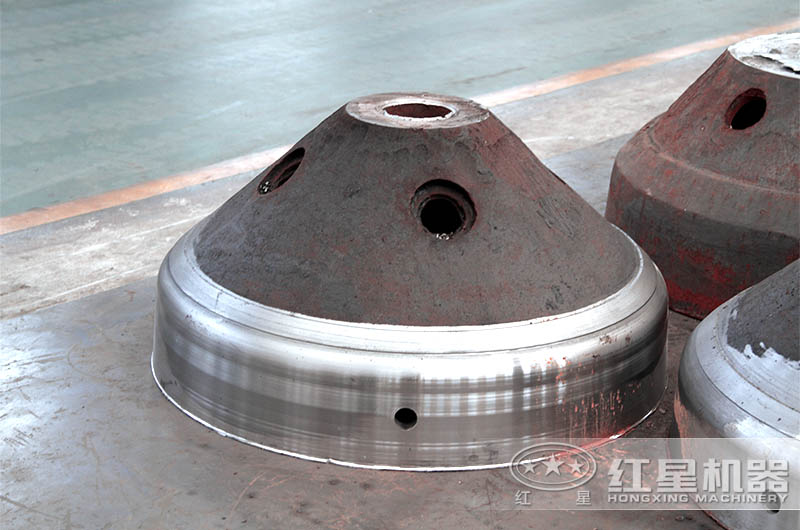 hp300圓錐破碎機(jī)每小時(shí)產(chǎn)多少噸？多少錢一臺(tái)？