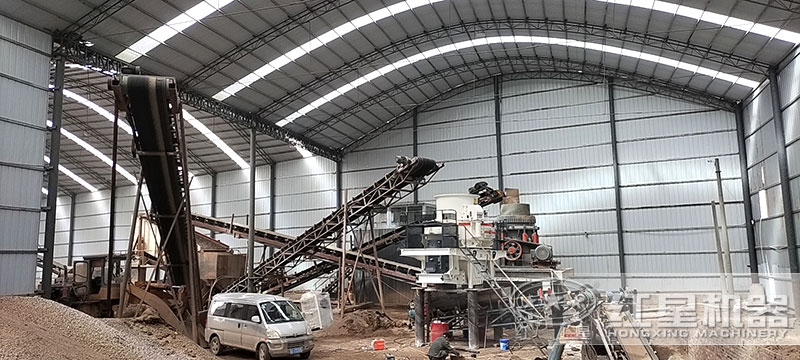 碎沙機(jī)設(shè)備多少錢一套，一天能生產(chǎn)多少？